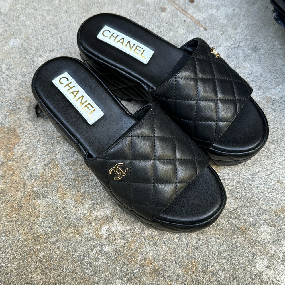 Black sandals